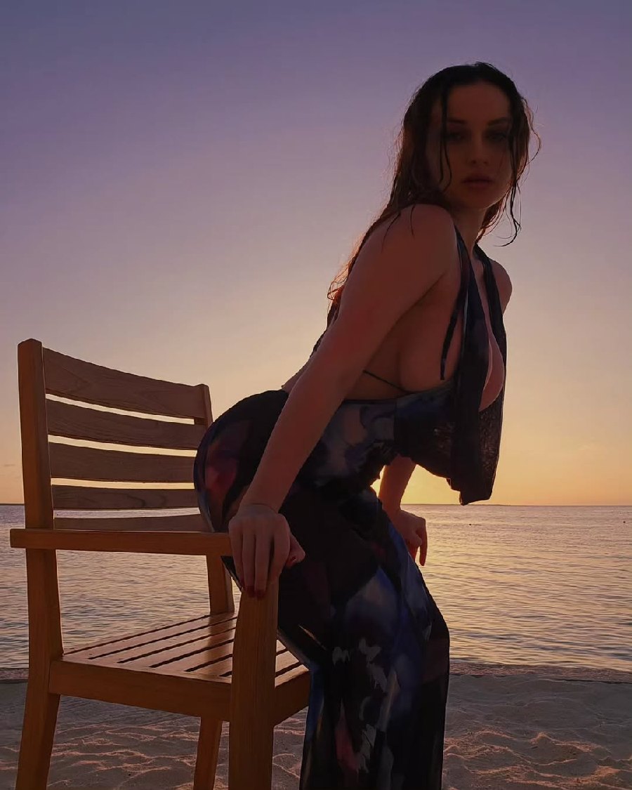 Sexy girl Miranda Faith nude in Piura